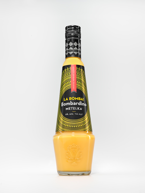 Bombardino – vaječný likér Shaker Bombardino 0,5 L