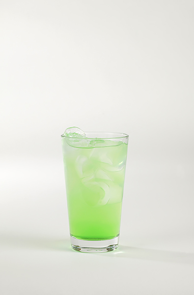 Míchané alkoholické nápoje, recepty s mátovým likérem – Leguán