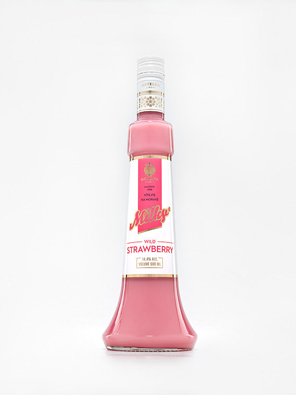 Jahodový alkoholický nápoj – Milky Wild Strawberry 0,5 L