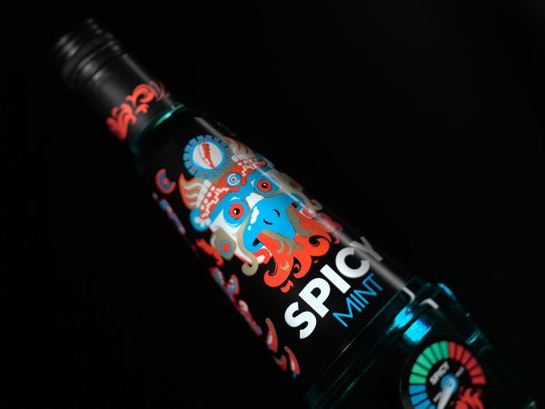 Mátový alkoholický nápoj – Spicy Mint 0,5 L – detail