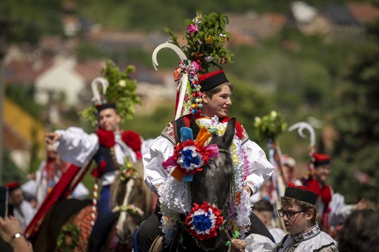 Kouzlo Jízdy králů: Oživlý folklor, který vás okouzlí